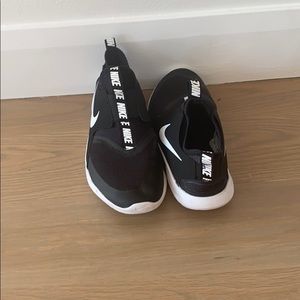 Nike flex runner